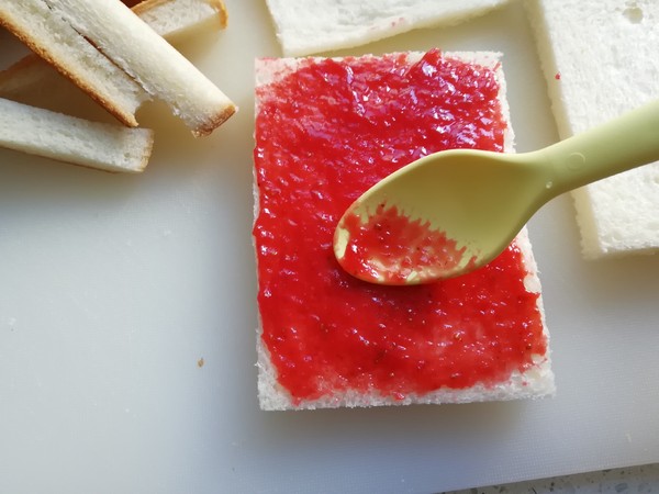 Strawberry Jam Sandwich Toast recipe