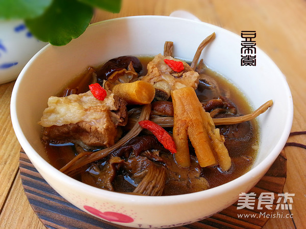 Supor Dangshen Tea Tree Mushroom Spare Rib Soup recipe