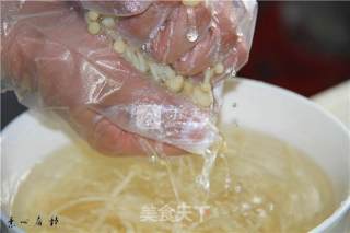 Su Xin Jujing Serves Iced Colorful Enoki Mushrooms recipe