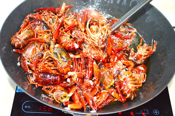 Braised Beer Crayfish in Oil recipe