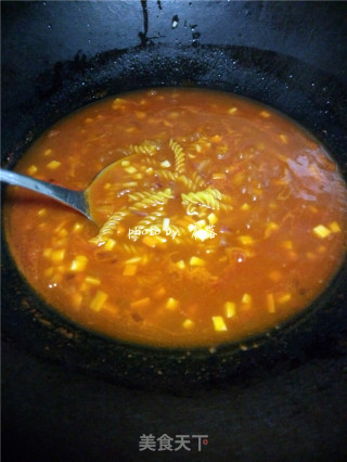 [sichuan] Spiral Pasta with Tomato Sauce recipe