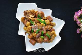 Braised Pork Tail with Chestnuts recipe
