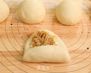 The Practice of Pork Floss Salad Dressing Bread (soup Type) recipe