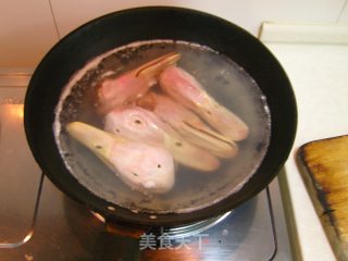 A New Way to Eat Half Braised and Half Braised--ecstasy Spicy Duck Head recipe