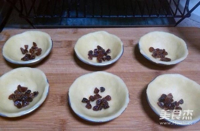 Raisin Tart recipe