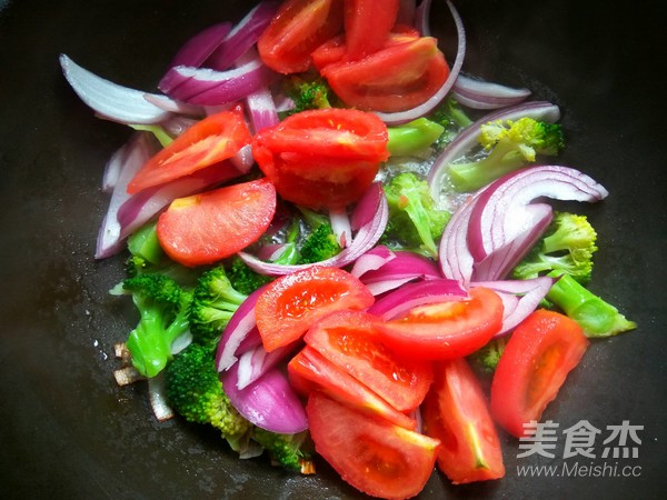 Vegetarian Fried Spaghetti recipe