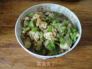 Cold Noodles in Summer-hand-made Noodles with Pepper and Egg Sauce recipe