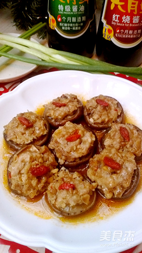 Mushroom Stuffed Meat recipe