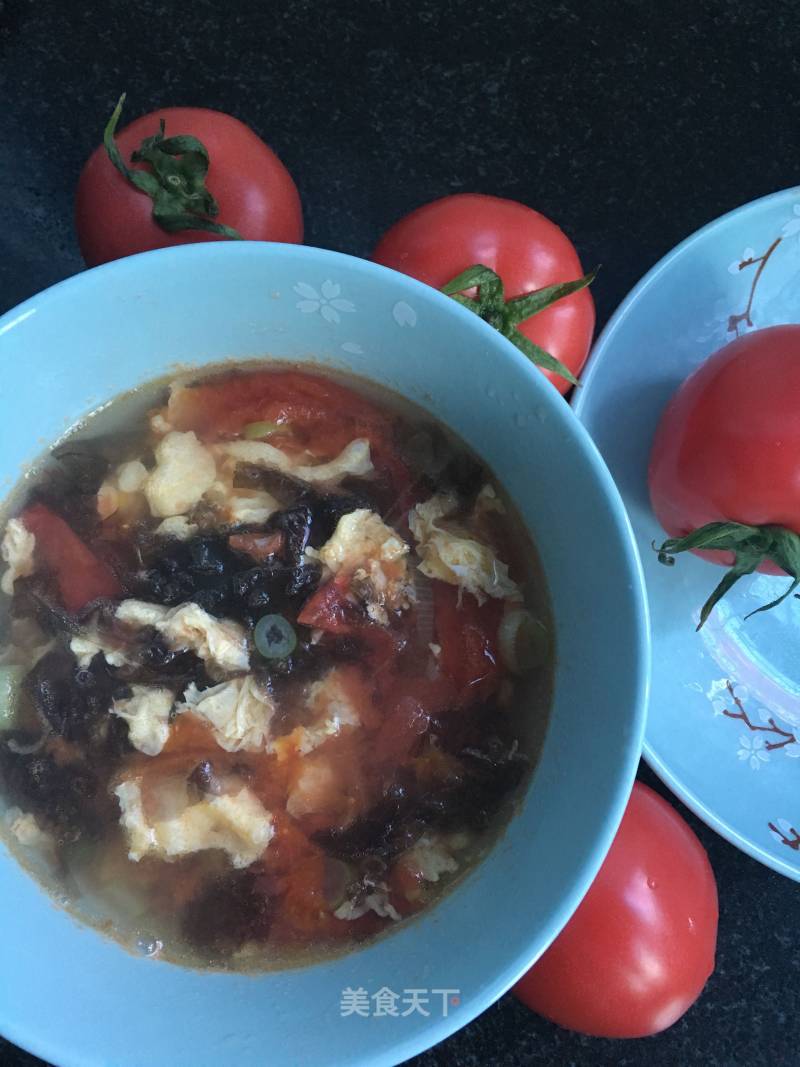 Tomato Seaweed Egg Drop Soup recipe