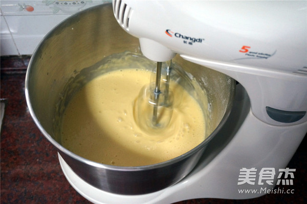 Low-sugar and Oil-free Yogurt Cake recipe