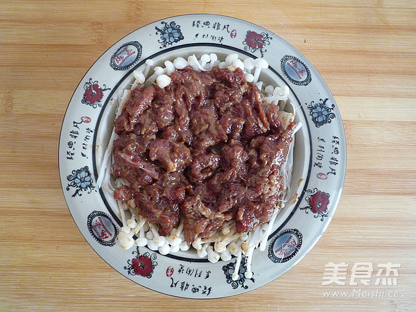 Steamed Beef with Enoki Mushroom recipe