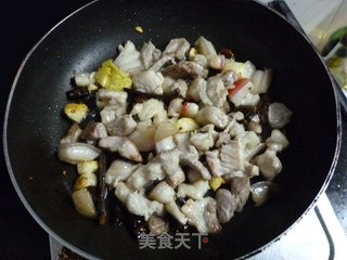 Braised Pork Belly with Potatoes recipe