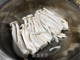 Stir-fried Seafood with Mushrooms and Fish Tofu recipe