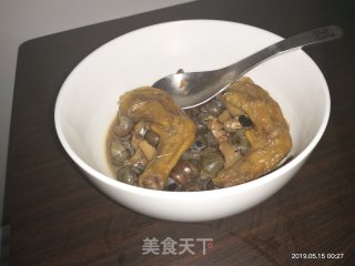 Snail and Duck Feet in Clay Pot recipe