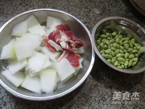 Edamame Bacon and Winter Melon Soup recipe