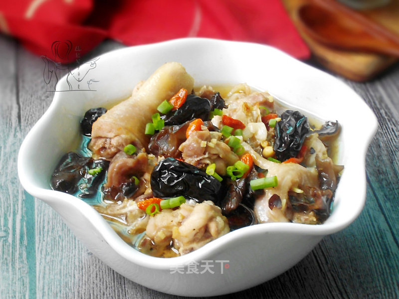 Steamed Chicken with Black Date Wine recipe