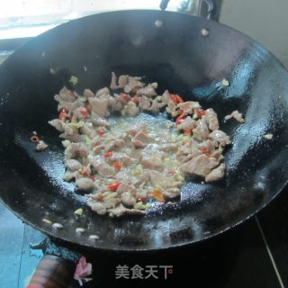 Stir-fried Pork with Garlic and Beans recipe