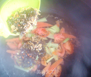 Seaweed and Egg Soup recipe