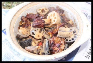 Pork Ribs Stewed Lotus Root recipe