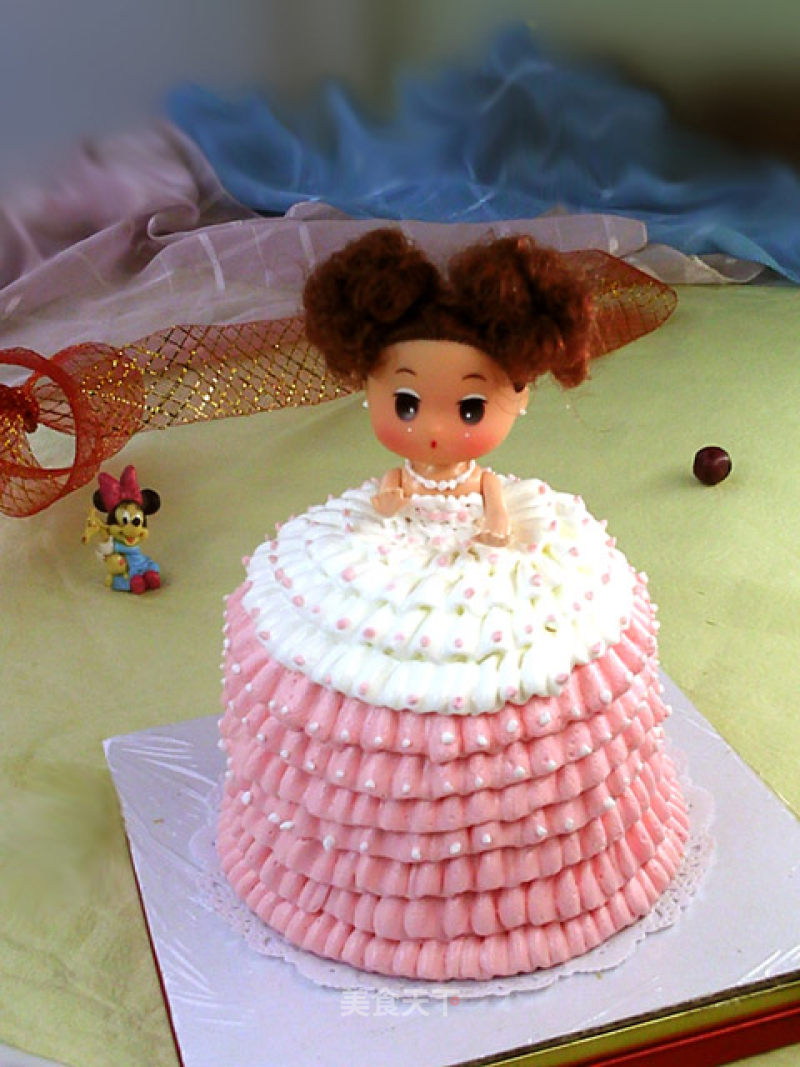 Decorated Cake: Lace Little Princess recipe