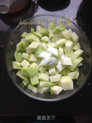 Sweet and Sour Radish Cubes recipe