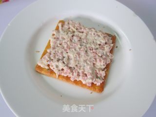 Quick and Nutritious Breakfast***【ham Tuna Soda Crackers】 recipe