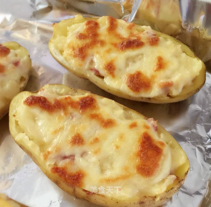 Baked Potato Wedges with Cheese recipe