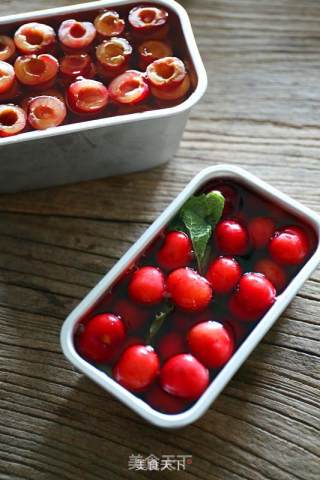 Cherry Liquor Pudding recipe