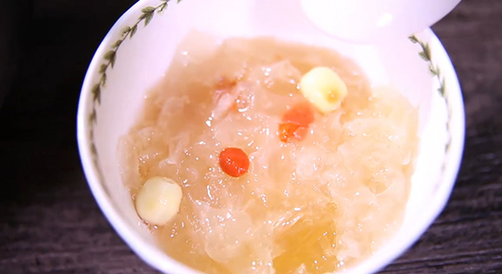 Dianjiang Steam Pot Food-rock Sugar Tremella recipe