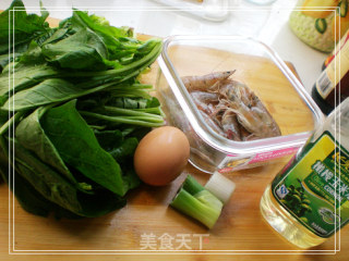 Stir-fried Spinach with Shrimp Balls recipe