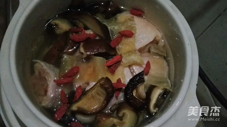 Stewed Chicken with Fish Maw recipe