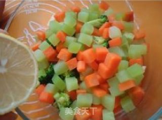 Colorful Fruit and Vegetable Salad recipe