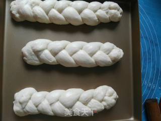 Braids Old-fashioned Bread recipe