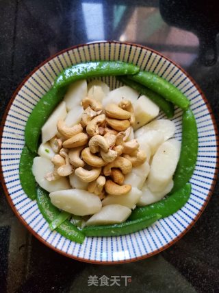 Fried Crispy Cashew Nuts with Yam recipe