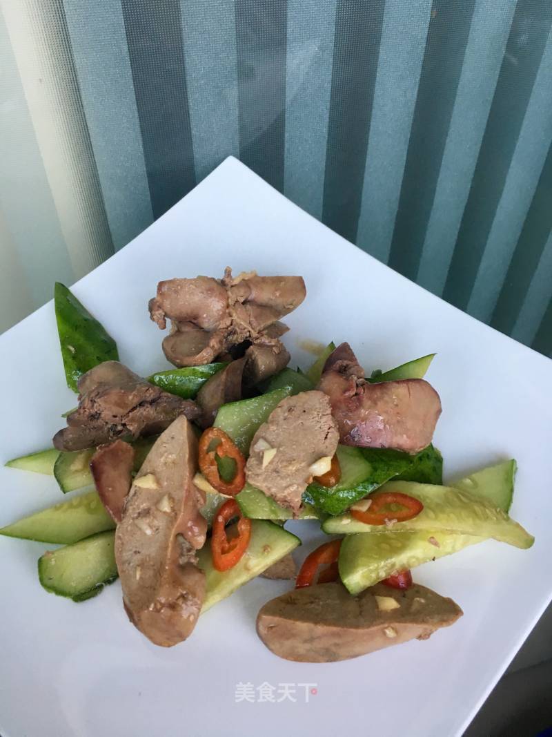 Cucumber and Chicken Liver with Flax Seed Oil recipe