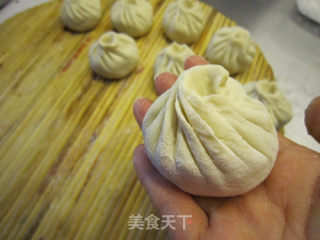 Parsley Stuffed Pork Buns recipe