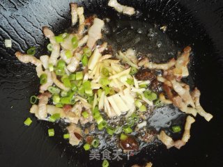 Stir-fried Pork Belly with White Jade Mushroom and Snow Peas recipe