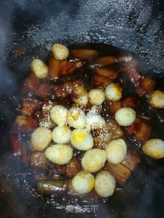Braised Pork with Quail Eggs recipe