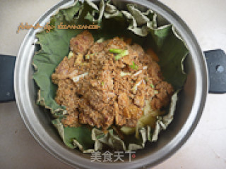 Steamed Chicken Nuggets with Lotus Leaves recipe