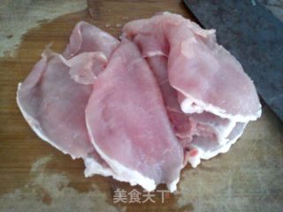 Stir-fried Shredded Pork with Light Carrot recipe