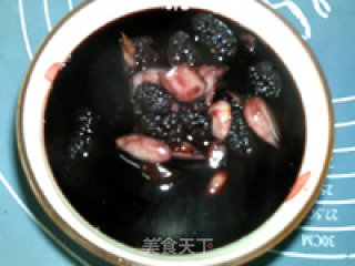 Lily Sang Jujube Soup recipe