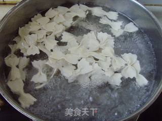 [jianjiang Noodles, Made in A Pattern]: Seafood Fried Noodles recipe