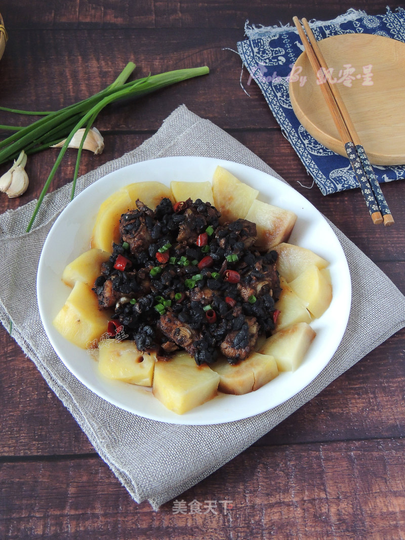 Steamed Pork Ribs with Tempeh and Potatoes recipe