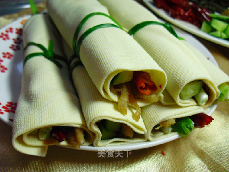 Vegetable and Bean Roll recipe