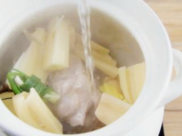 Lotus Root Pork Ribs Soup recipe