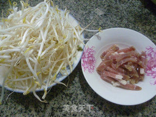 Bacon and Mung Bean Sprout Soup recipe