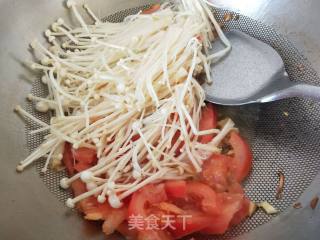 Stir-fried Tomatoes with Enoki Mushroom recipe