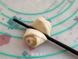 Yunnan Flower Cake recipe