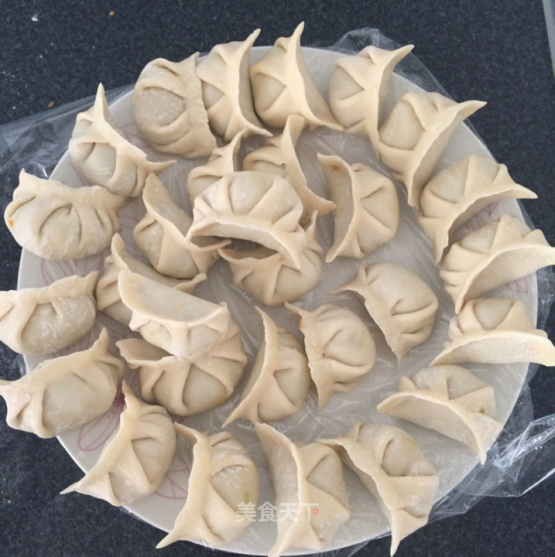Carrot Dumplings with Baby Onion, Fungus and Fungus recipe
