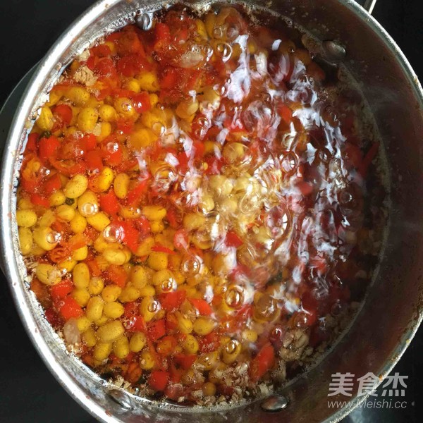 Spicy Soy Beans Braised in Oil recipe